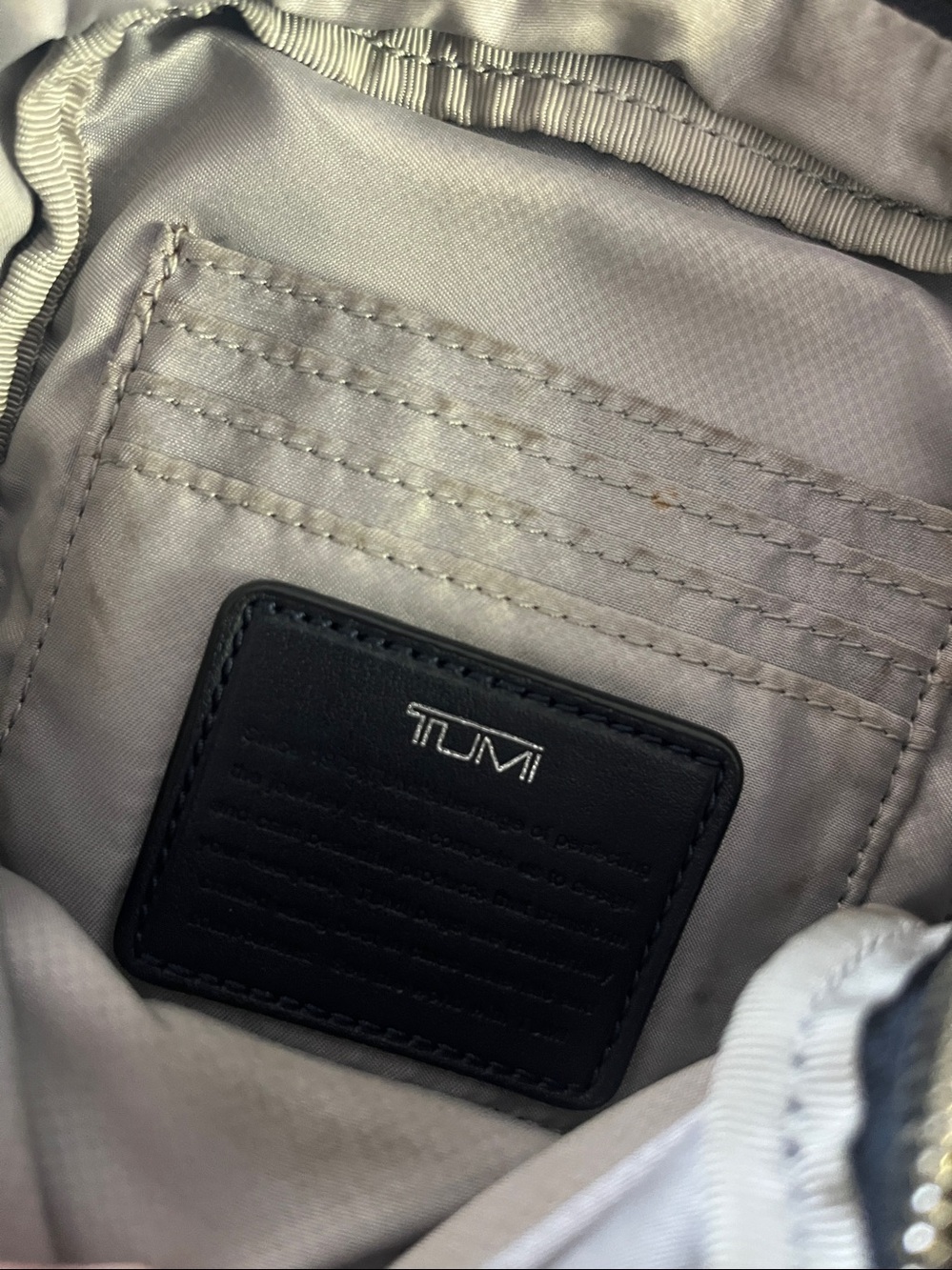Tumi Voyageur Ruma Crossbody Bag-Travel Organizer - Picture 16 of 17